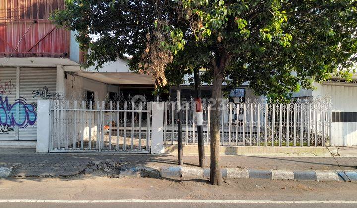 Rumah Ada Ruang Usaha di Samping Jalan Jombang Kota 1