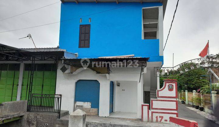 Rumah Tingkat Ada Ruang Usaha di Samping Jalan Diwek, Jombang 1