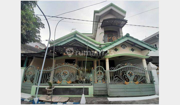 Hunian Nyaman Rumah 2 Lantai di Jombang Permai 1