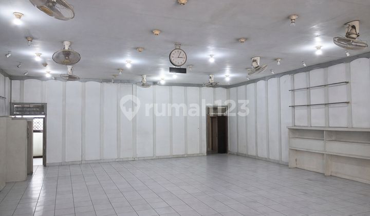 For Rent 2-Story Shop House on Gus Dur Street, Jombang 2