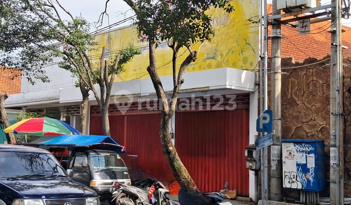 For Rent Strategic Shop Next to Jombang Street 2