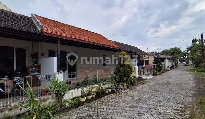 Rumah Siap Huni di The Metro Graha Tunggorono Jombang 2