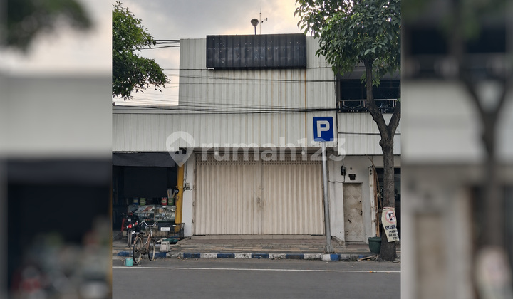 Disewakan Ruko Strategis Pusat Kota Jombang Disewakan Ruko Strategis Pusat Kota Jombang
