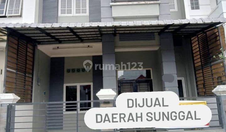 Dijual Cepat Rumah Tingkat di Sunggal dijual 1