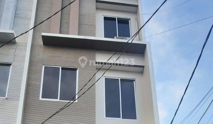 Jual Cepat Ruko  3,5 Lantai di Muara Karang, Jakarta Utara 1