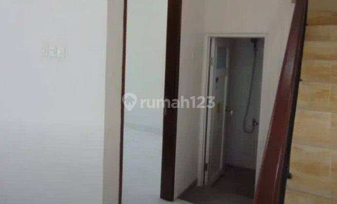 Rumah Cantik 2 Lantai di Jatimakmur, pondok gede 2