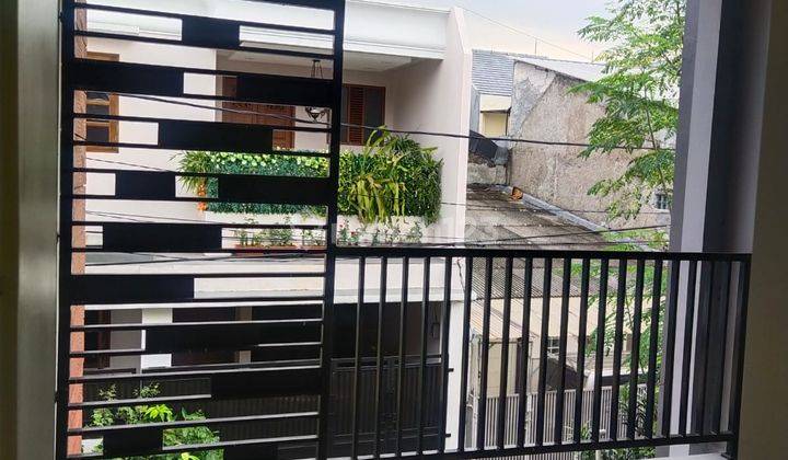 Dijual Rumah Cantik Siap Huni di Dalam Komplek di Kayu Putih Jakarta Timur 2