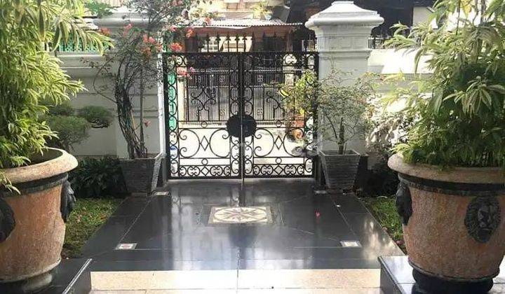 Rumah Mewah 2 Lantai di Pulomas, Jakarta Timur 2