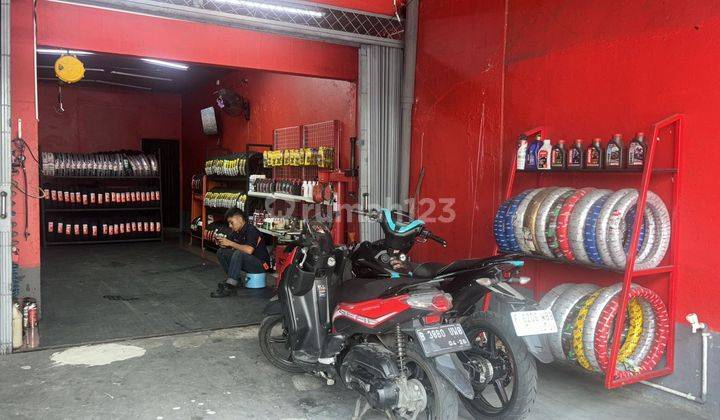 Dijual Cepat BU Ruko 2 Pintu Lokasi Strategis Pinggir Jalan Raya Ramai di Koja, Jakarta Utara 2