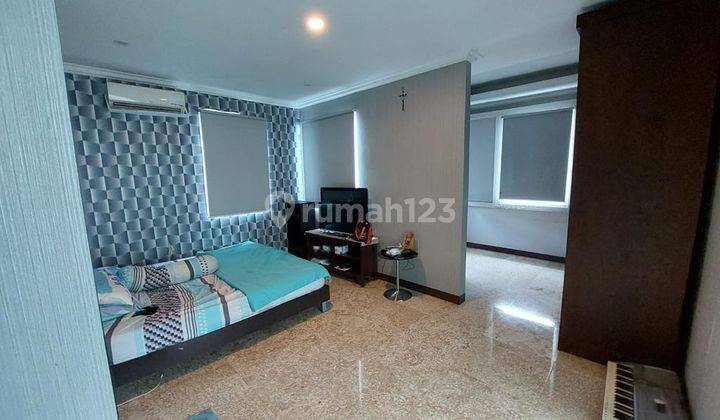 Rumah 3,5 Lantai Bagus SHM Lokasi Bintaro  2