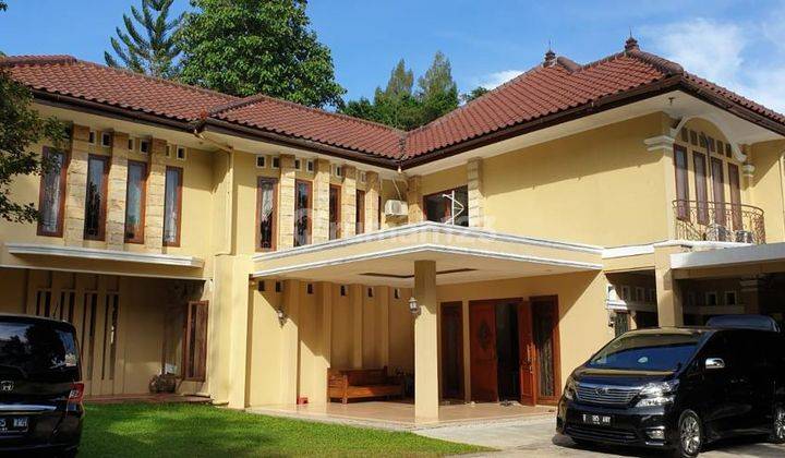 Rumah 2 Lantai Bagus Semi Furnished SHM Pondok Pucung  1