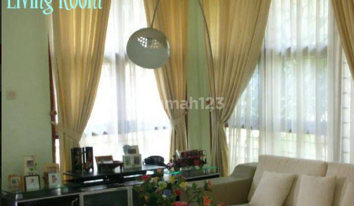 Rumah 2 Lantai Semi Furnished SHM di Bintaro, Ay 1