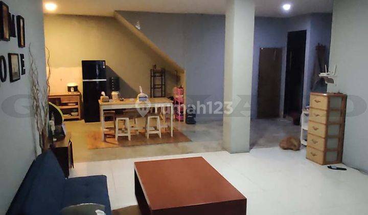 Kode 20212 Li ,Dijual Ruko Mangga Besar,luas 135 M2 2