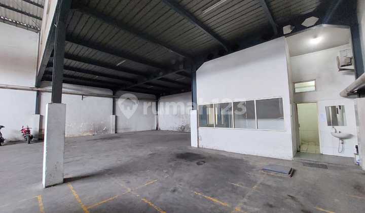 Former Good Office and Warehouse Ready to Occupy Margomulyo Former Good Office and Warehouse Ready to Occupy Margomulyo