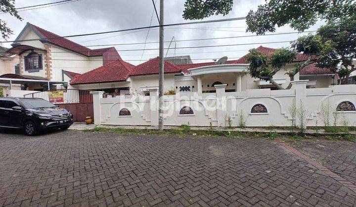 RUMAH KLASIK TIDAR ROW JALAN LEBAR 1