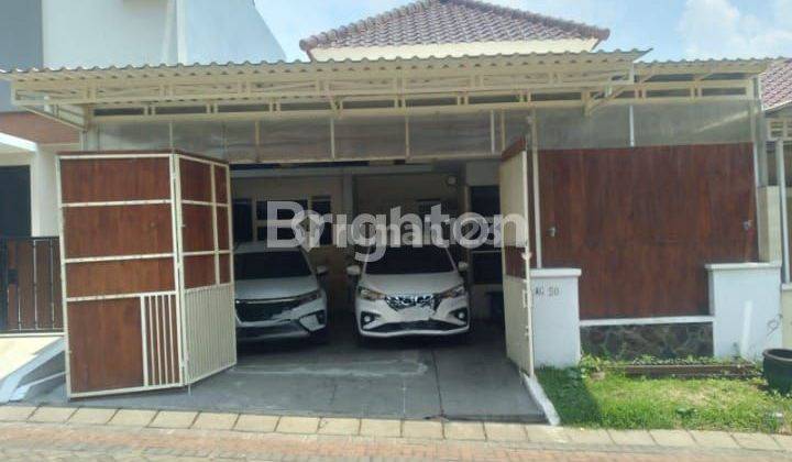 Rumah VPT terawat carport 2 mobil dengan AC dan water heater 1