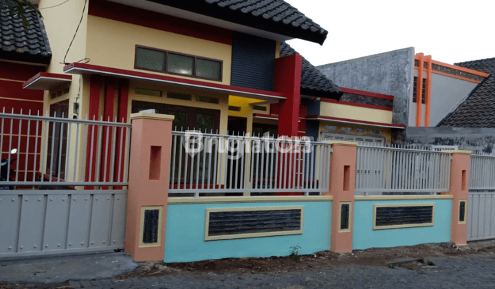 RUMAH BARU DI DAU DEKAT DENGAN TURSINA 1