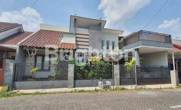 Rumah Minimalis Ada Rooftop Furnish Sulfat Dekat Alun Alun Kota Malang 1