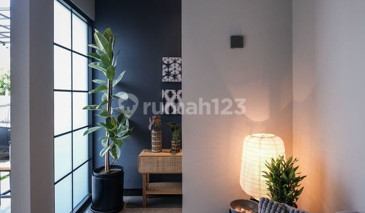 Rumah Bagus Semi Furnished SHM Graha Raya, Tangerang Selatan Rumah Bagus Semi Furnished SHM Graha Raya, Tangerang Selatan