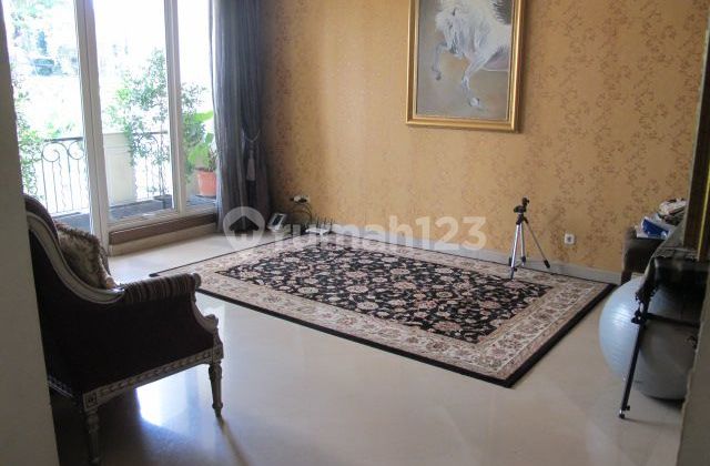 Rumah 4 Lantai Semi Furnished HGB di Setiabudi, Jakarta Selatan 4