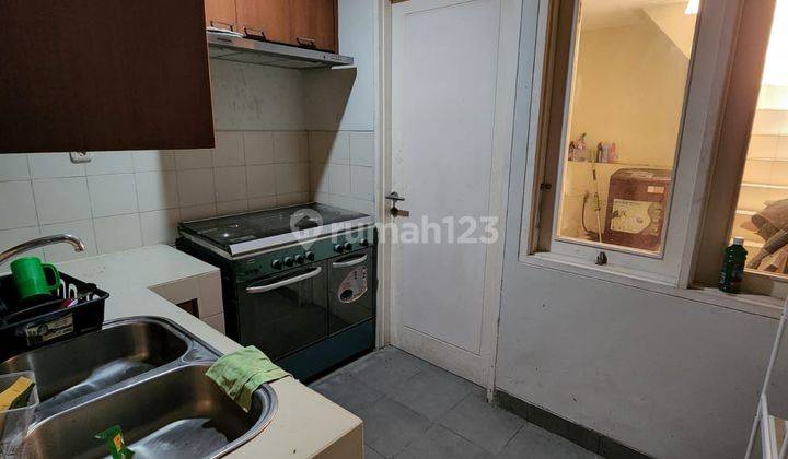 Rumah 2 Lantai Bagus SHM di Bintaro, Tangerang Selatan 2