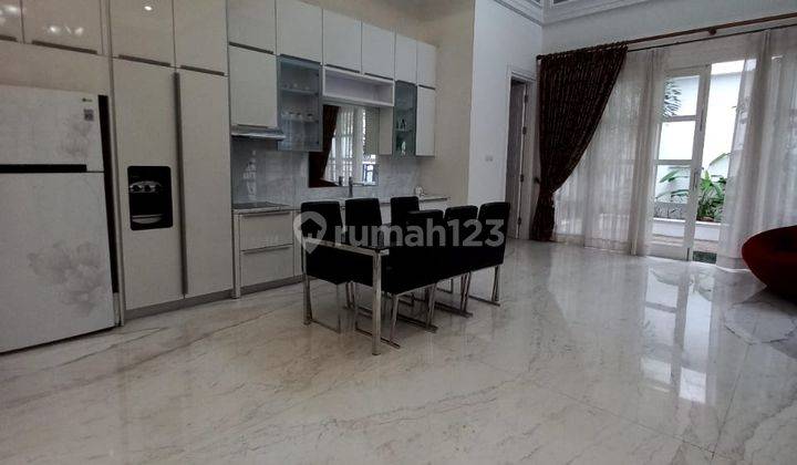 Rumah Bagus Semi Furnished SHM di Pondok Indah, Jakarta Selatan 2