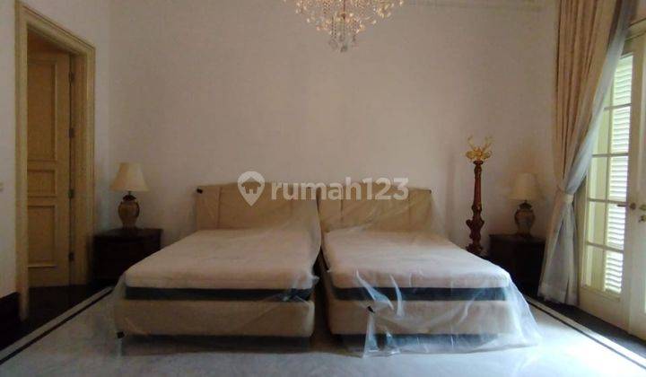 Rumah 2 Lantai Bagus SHM di Senopati, Jakarta Selatan 2