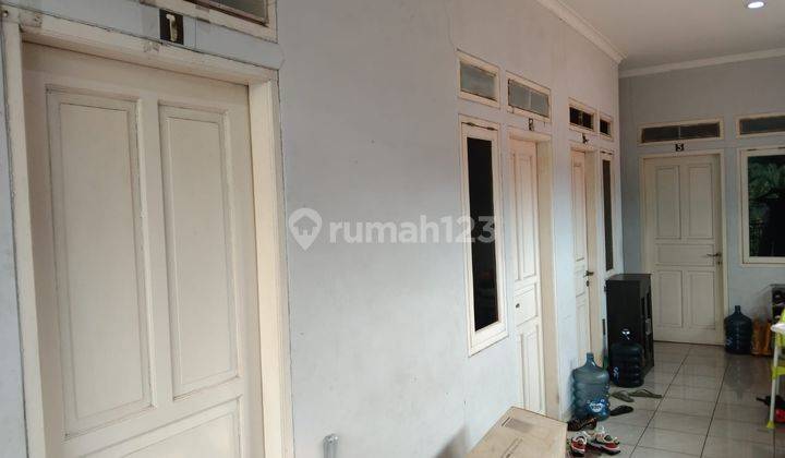 Rumah 3 Lantai Bagus SHM di Palmerah, Jakarta Barat 2