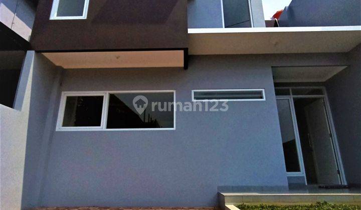 Rumah cantik siap huni di cluster dekat Bintaro Jaya 1