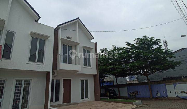 Rumah Minimalis siap huni di sekitar Bintaro Jaya 1