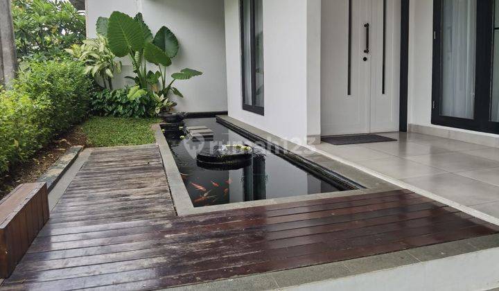 Rumah siap huni dengan kolam renang di bintaro jaya 2