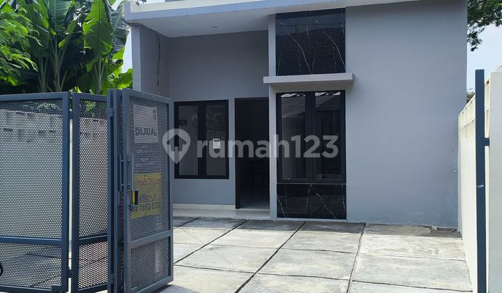 Rumah Bagus Unfurnished SHM Jombang, Tangerang