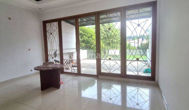 Rumah 2 Lantai Semi Furnished SHM di Bintaro, Tangerang Selatan 2