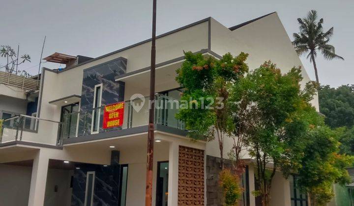 Rumah Baru Semi Furnished di Bintaro Sektor 9
, Tangerang Selatan 1