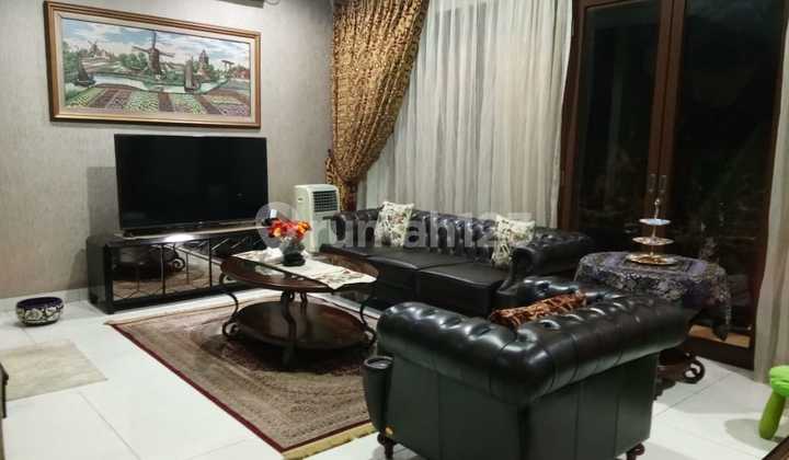 Rumah Bagus Semi Furnished SHM Sektor 7-Bintaro, Tangerang Selatan Rumah Bagus Semi Furnished SHM Sektor 7-Bintaro, Tangerang Selatan