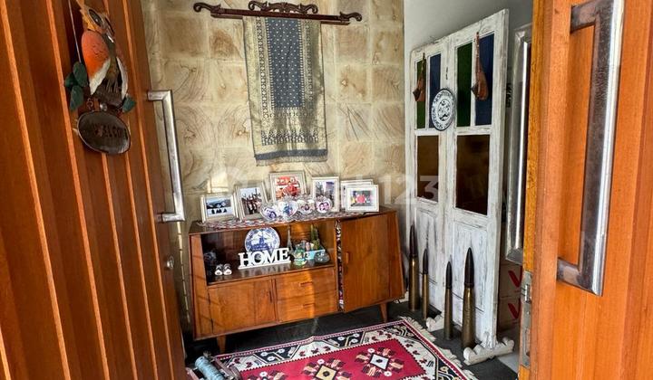 Rumah, 2 Lantai, SHM, bisa KPR di Graharaya Bintaro 2