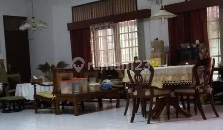 Rumah Bagus Semi Furnished Sektor 2 - Bintaro, Jakarta Selatan 2