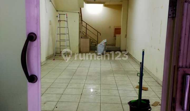 Dijual Cepat Ruko French Walk - Moi - Kelapa Gading Dijual Cepat Ruko French Walk - Moi - Kelapa Gading