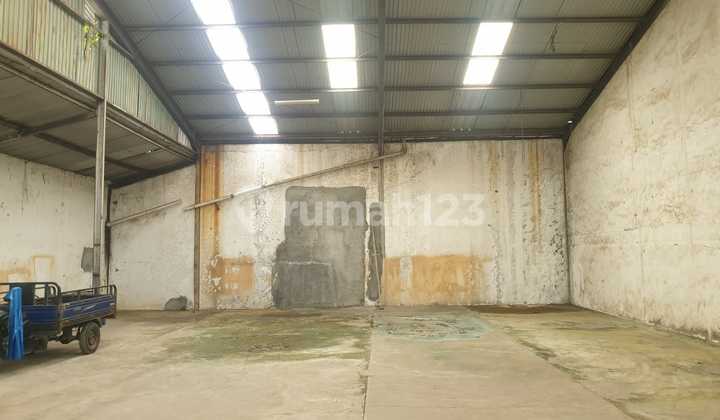Warehouse for Sale on the Corner in Pluit Area