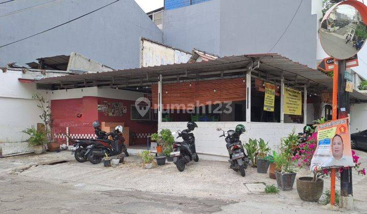 Dijual Ruang usaha (hoek) semi permanen yg masih aktif di kelapa gading - bisa dibangun menjadi rumah 1