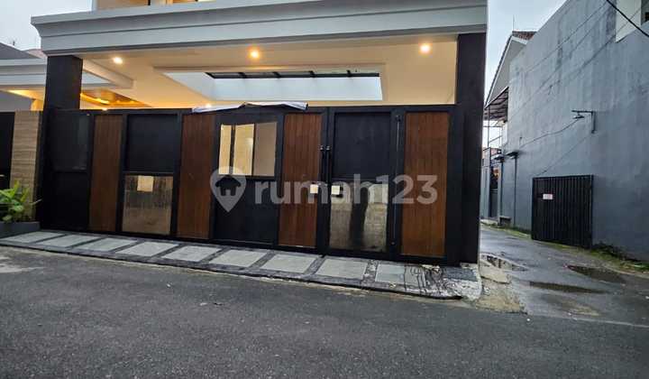 New House in Radio Dalam South Jakarta 1