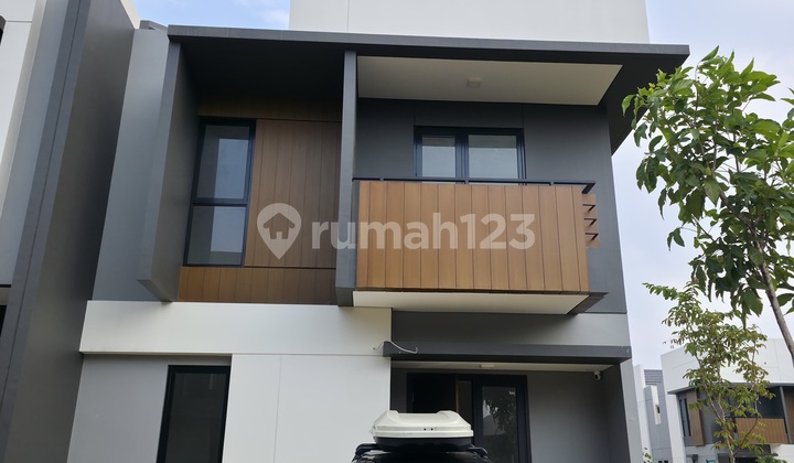 Rumah Regia Summarecon Crown Gading Murah Bagus Rumah Regia Summarecon Crown Gading Murah Bagus
