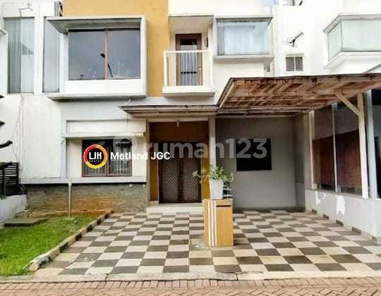 Dijual Rumah Full Renov Di Cluster Cassia JGC