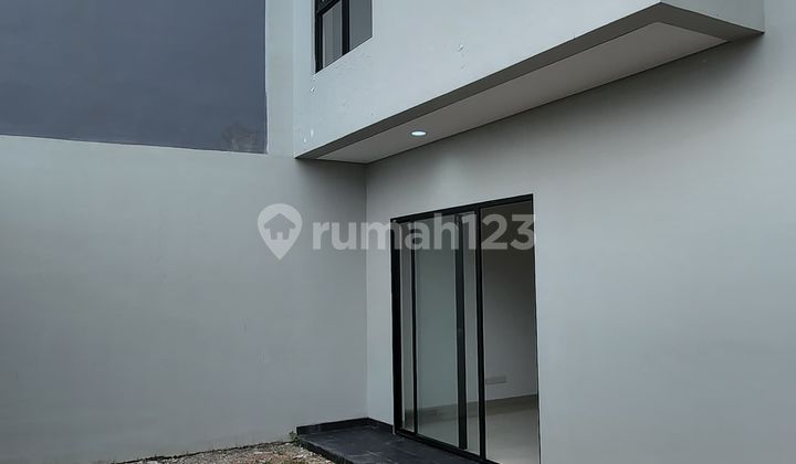 Rumah 3 Lantai Siap Huni di Cluster Mahakam Signature, Jgc 2