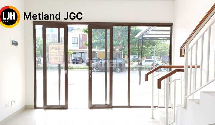 For Rent: Savoy Shophouse in Jakarta Garden City, Cakung, East Jakarta 2