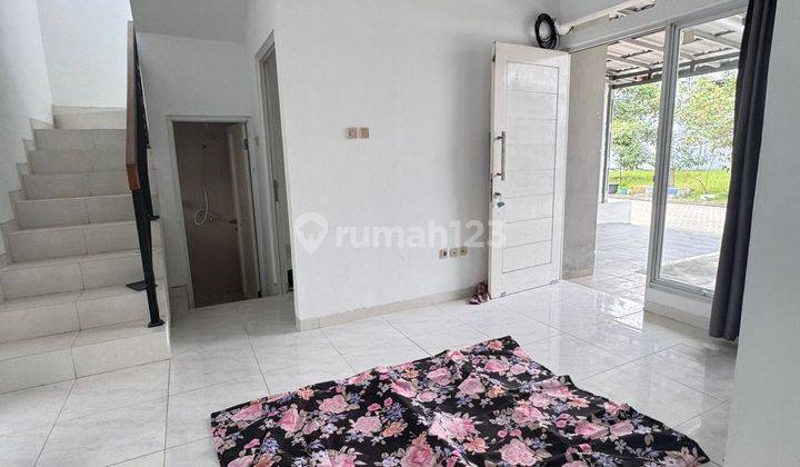 Rumah siap huni di Cluster Teresta Metland, Jakarta Timur.  1