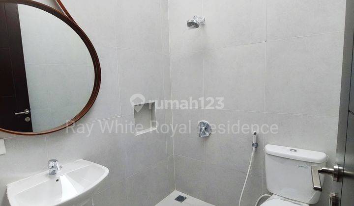 Rumah Split Level Baru Minimalis Citraland dekat Pakuwon dan Graha Family Surabaya Furnish design interior