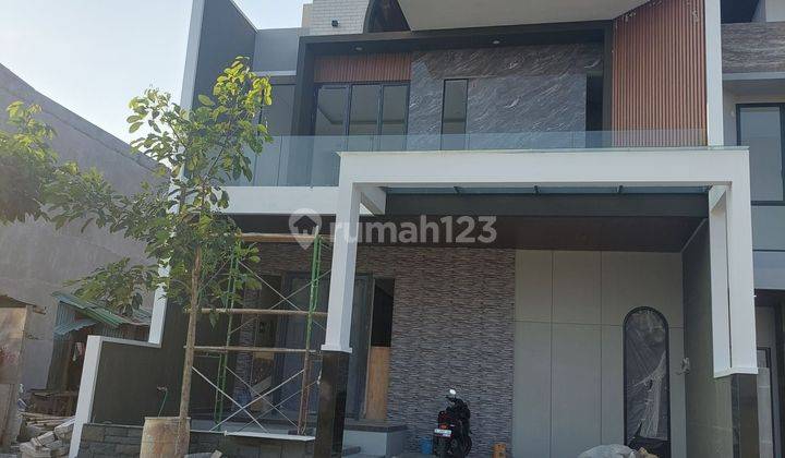 Rumah 3 Lantai Baru Gress ada Artic rooftop di Citraland dekat pakuwon graha family surabaya barat 1