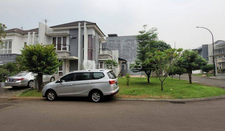 Dijual rumah 2 Lantai. SHM. Menghadap Timur di perumahan mewah Cibubur 1