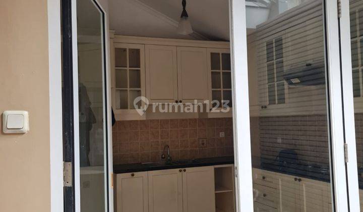 Rumah 2 Lantai Harga Nego Di Legenda Wisata 2